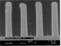 Schematic of an energetic (100s of eV) neutral beam source (left) and SEM picture of quarter-micron wide features (right) etched with this source in polymer using an O-atom beam. Neutral beam sources can mitigate charging effects that can cause serious problems in advanced microelectronics fabrication. Images: University of Houston Cullen College of Engineering