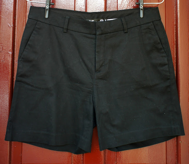 short_curto_preto_andrea_marques