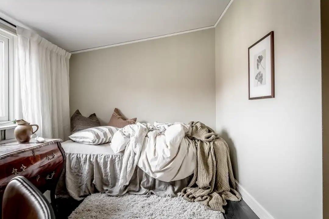 UN APPARTEMENT EN BLANC ET GRIS