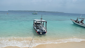 beach gili meno the gilis indonesia