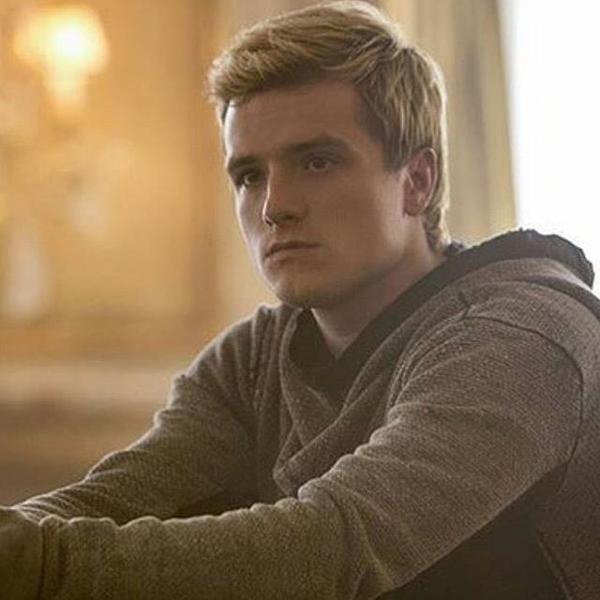 peeta mockingjay part 2 still