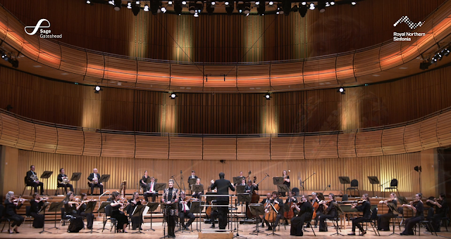Berlioz: Les nuits d'été - Dame Sarah Connolly, Royal Northern Sinfonia, Dinis Sousa at Sage Gateshead (photo taken from live-stream)