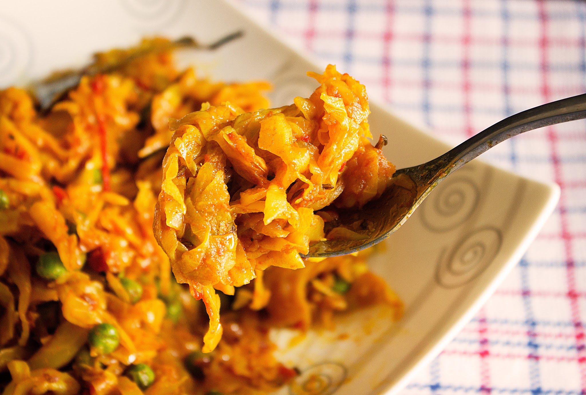 simple bengali cabbage curry without onion and garlic recipe