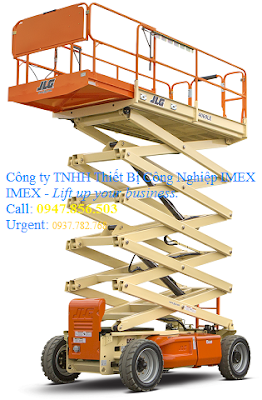 Xe nâng người tự hành JLG