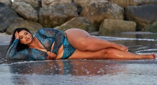 Plus-Size Model Daisy Christina Thrills Many Online With These Hot Photos