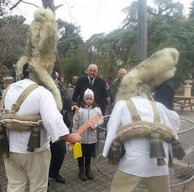 Κάλαντα Πρωτοχρονιάς, στο «Πάρκο των Χρωμάτων» άκουσε ο Δήμαρχος Κατερίνης Σάββας Χιονίδης