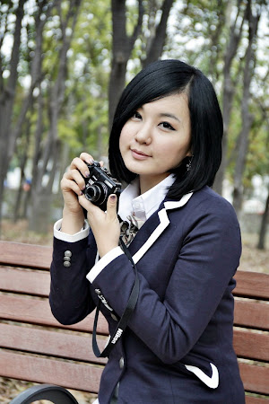Ryu Ji Hye, School Girl in the Park 07
