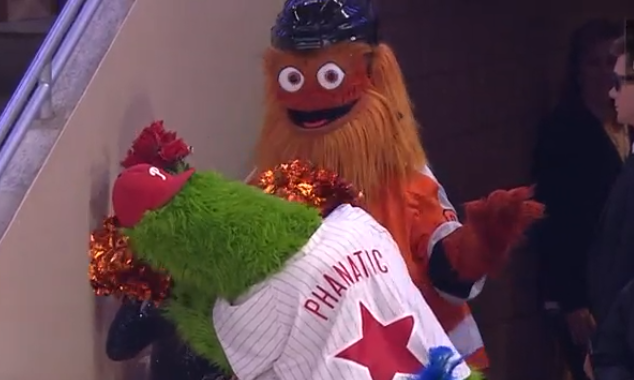 Flyers mascot Gritty betrayed by Philly Phanatic