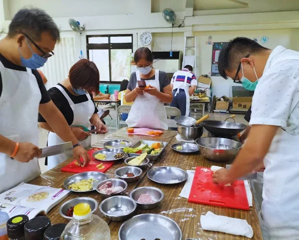 ▲中餐烹飪人員培訓班訓練實況。（中彰投分署提供）