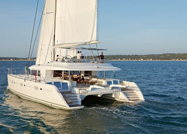 Lagoon 620 provides modern amenities with safety measures to make the cruise experience memorable.