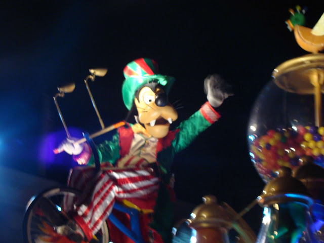 Goofy In Mickey's Once Upon a Christmas Parade Magic Kingdom