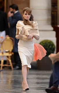 4. Angelina Jolie Hairstyles 2014