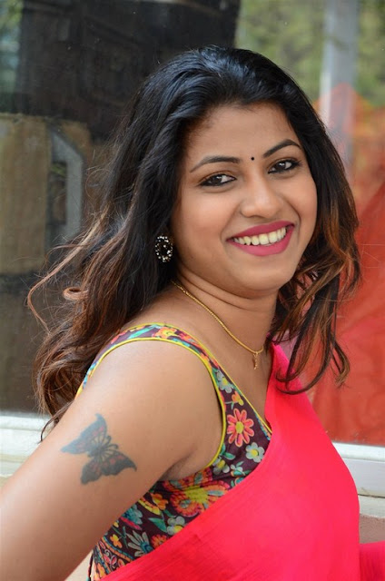 actress hot sleeveless saree images armpits 