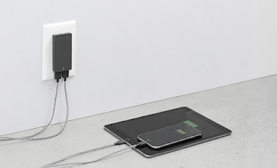 The Native Union Flat Smart USB Wall Charger