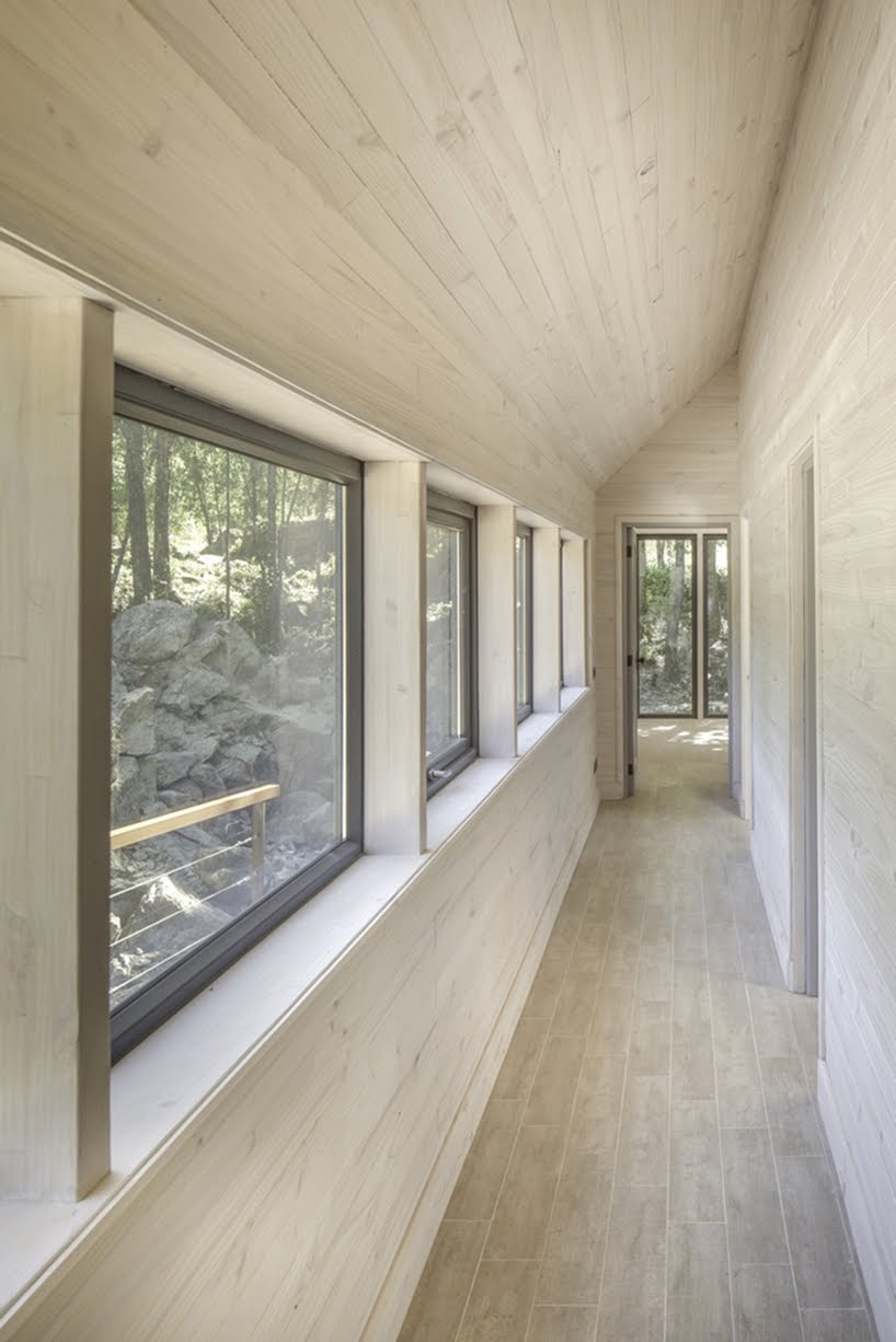 Casa sobre las Rocas por Schwember García-Huidobro Arquitectos