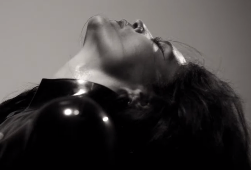 Music video: Ms. Jessie Ware serves socially distant sex and choreo for "What's Your Pleasure?" | Random J Pop