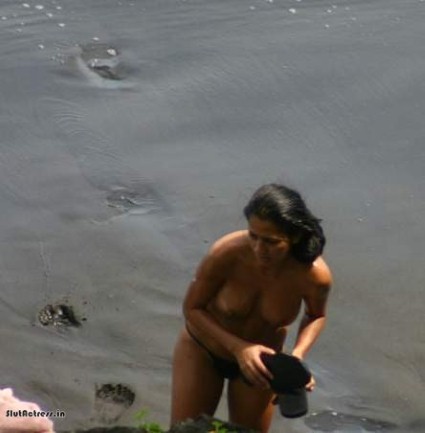 Indian Village Girl Bathing Nude At River