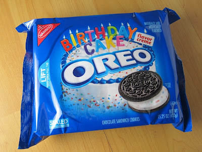 Birthday Cake Oreos on Tww   Lance Crackers