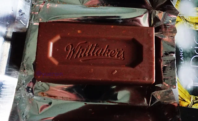 Whittakers Almond Gold Slab