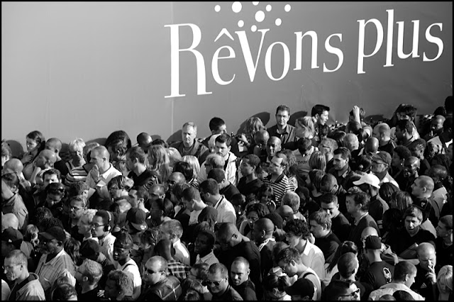 Rêvons Plus - Banlieue parisienne 2010, photographie - (c) René Bui