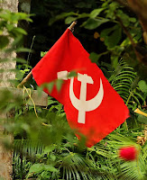 Bandeira do PC de Kerala, Ãndia, onde comunismo, ecologismo e anticristianismo se sentem uma coisa sÃ³