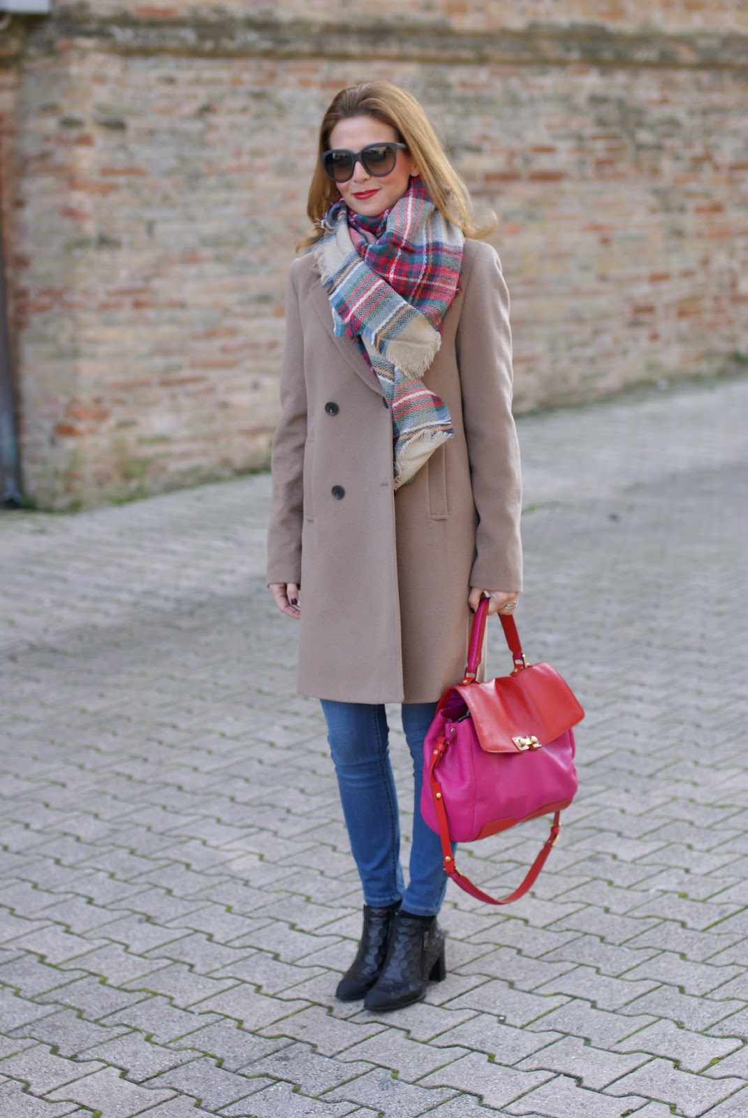 Camel boyfriend coat and checked scarf on Fashion and Cookies fashion blog, fashion blogger style