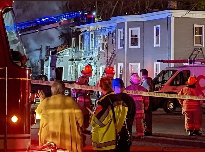 Pesawat Bermesin Tunggal Tabrak Rumah di New Hampshire, Seluruh Penumpang Tewas 