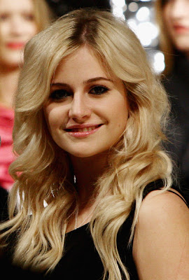 Pixie Lott Style Long Hairstyles