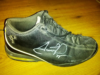 Scottie Pippen Signed Autographed Nike "Pip" Shoes (Scarpe Autografate)