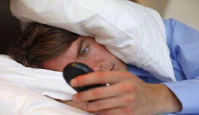 أضرار النوم بجوار الهاتف المحمول