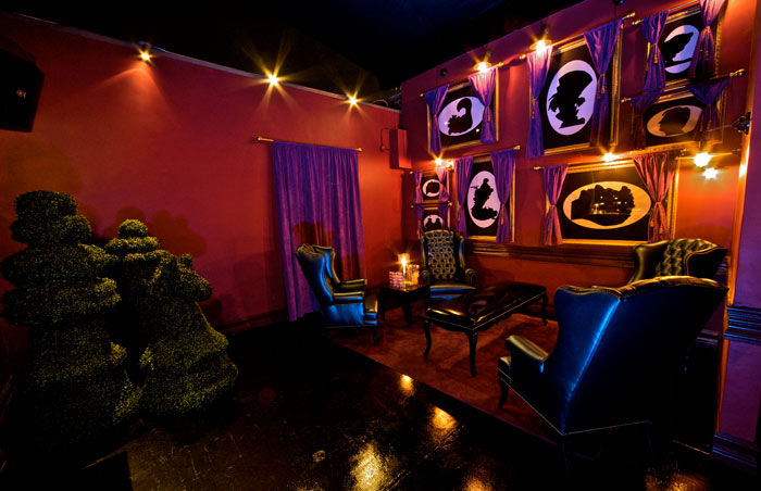 braxton and yancey: Wonderland Room Décor