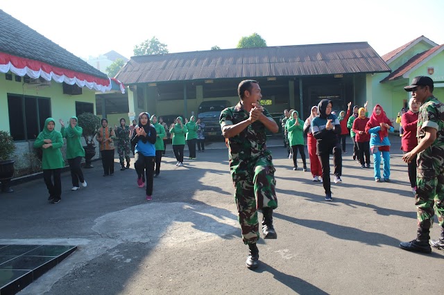 SENAM MAUMERE ANGGOTA DAN PERSIT KODIM 0726/SUKOHARJO KOMPAK & BUGAR