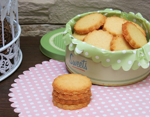 GALLETAS DE COCO