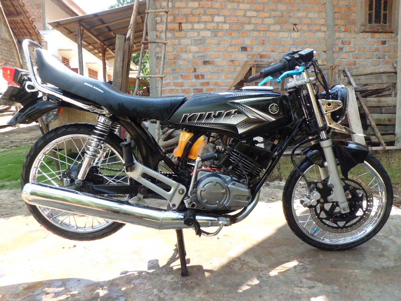 Warna Hitam Motor Rx King Blogtugu