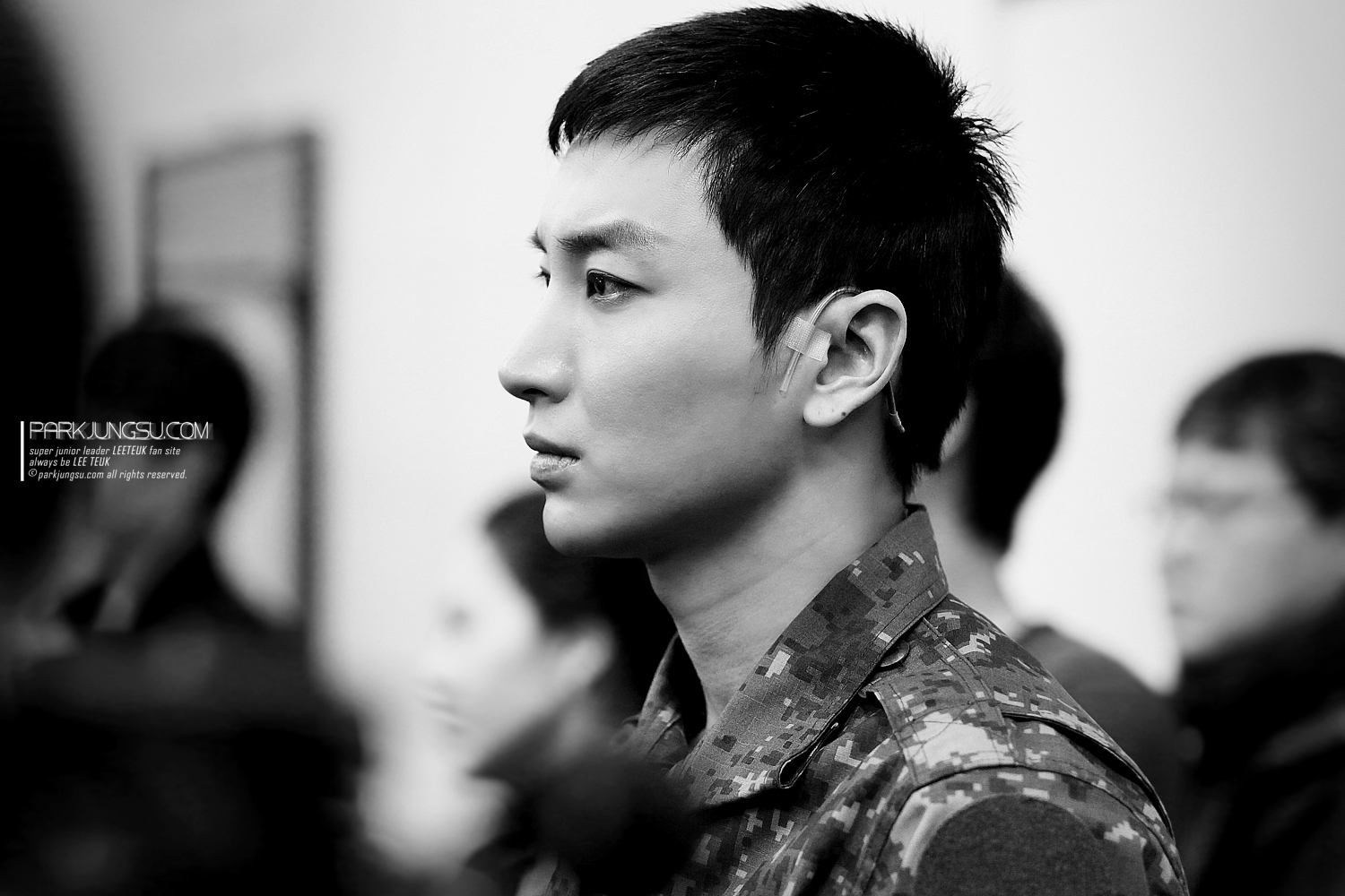 our lady peace!: [PIC] Leeteuk in Army Part 1