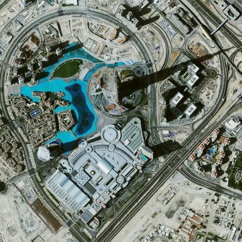 burj-khalifa-hotel-altura-dubai-visitas-tickets-discount-height-in-feet-planos-precios-pisos-vista-aerea-satelital-helicoptero-drone-desde-un-a-vista-de