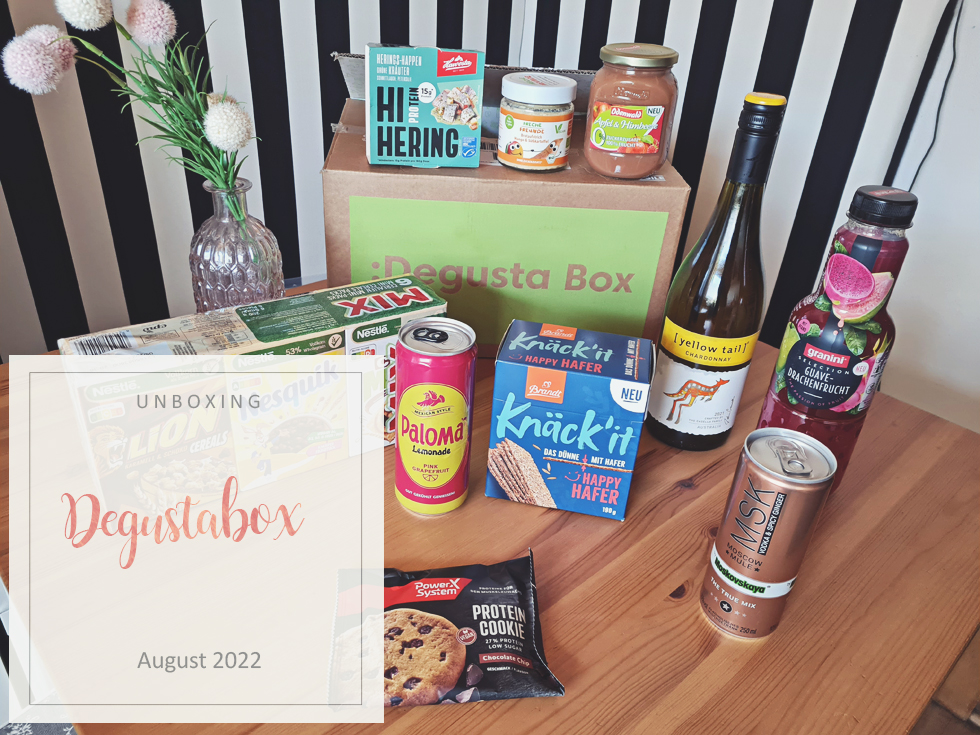 Degusta Box - August 2022 - unboxing