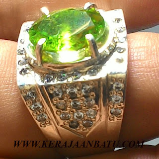 NATURAL GREEN PERIDOT KODE KB150