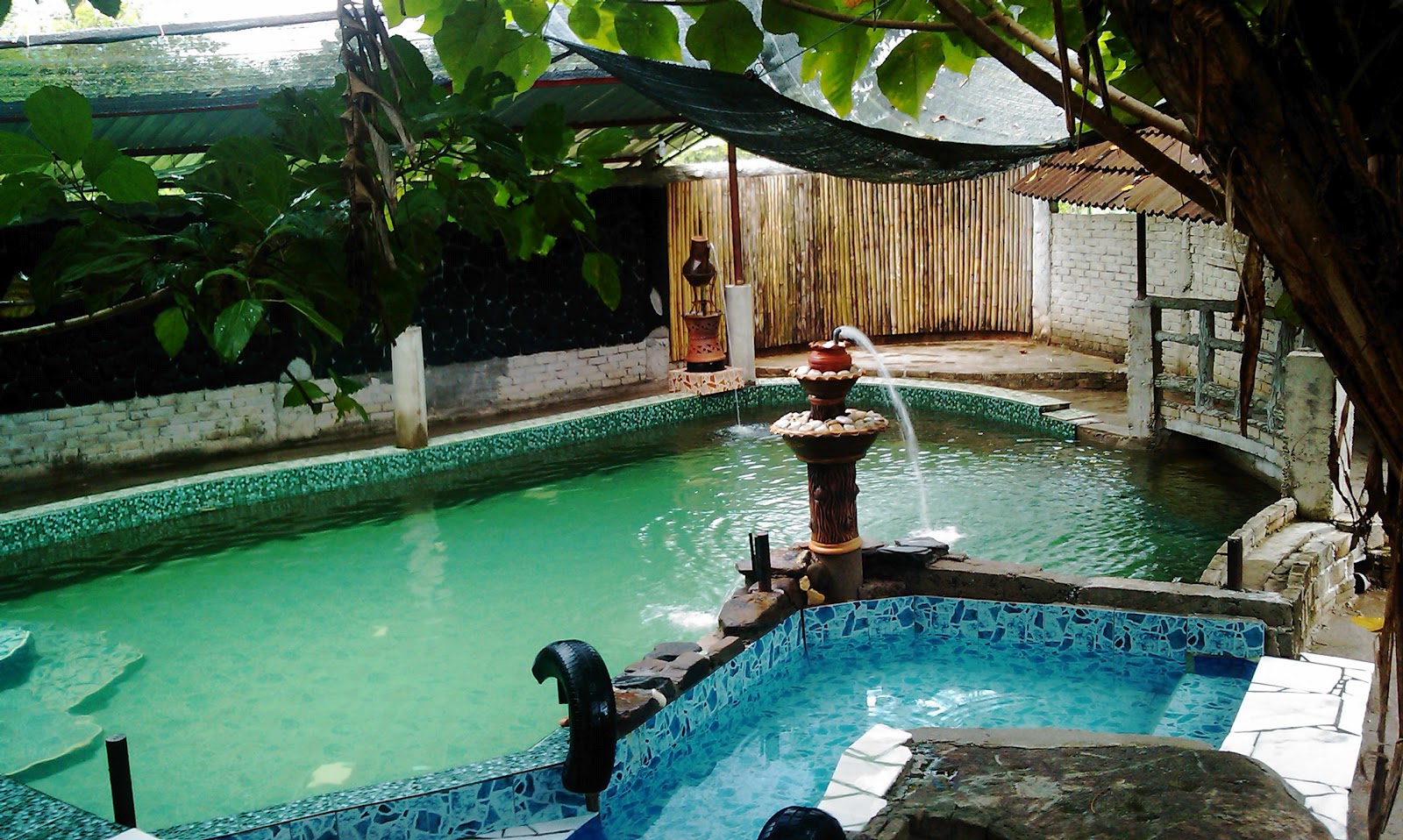 MY MALAYSIA PHOTOS: Private Swimming Pool - Salak Denai 