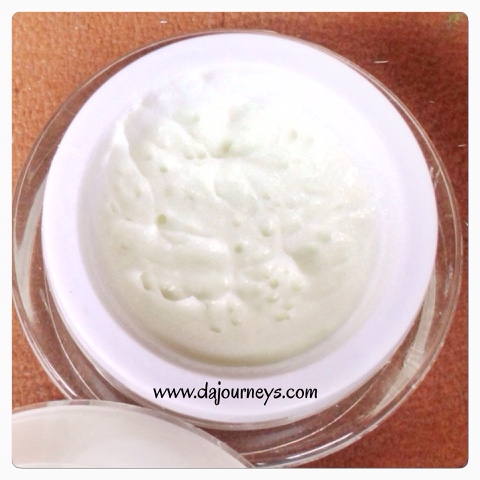 Review Avoskin Day Cream