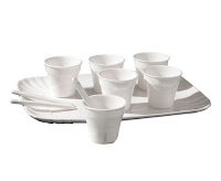 Set à café en porcelaine. 