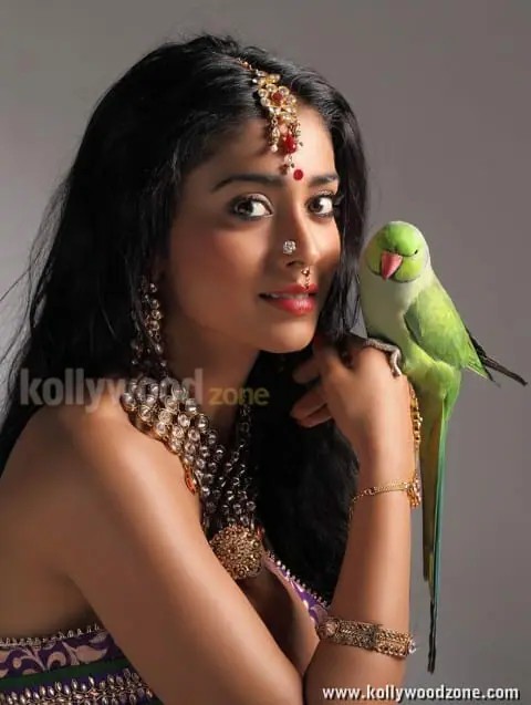 Shriya Saran Images