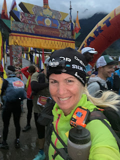 snowman race start holly zimmermann running himalaya bhutan