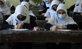 women-can-continue-education-without-male-class-taliban