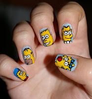 Uñas decoradas de Los Simpson