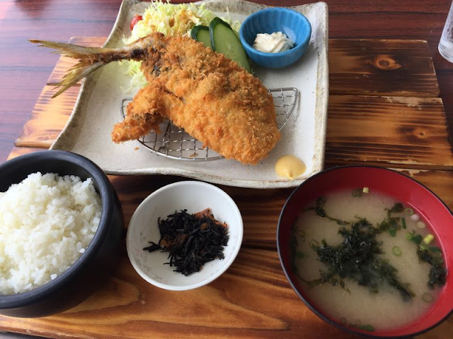 波留菜亭のアジフライ定食