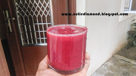 Beetroot Carrot and Apple smoothie with squeezed lemon