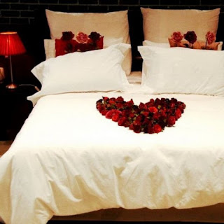 Bedroom Decoration for Valentine's Day