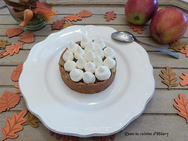 Tartelettes aux pommes, spéculoos et mousse de mascarpone vanillée