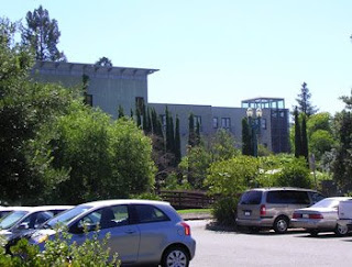 view from parking lot behind Hotel Healdsburg